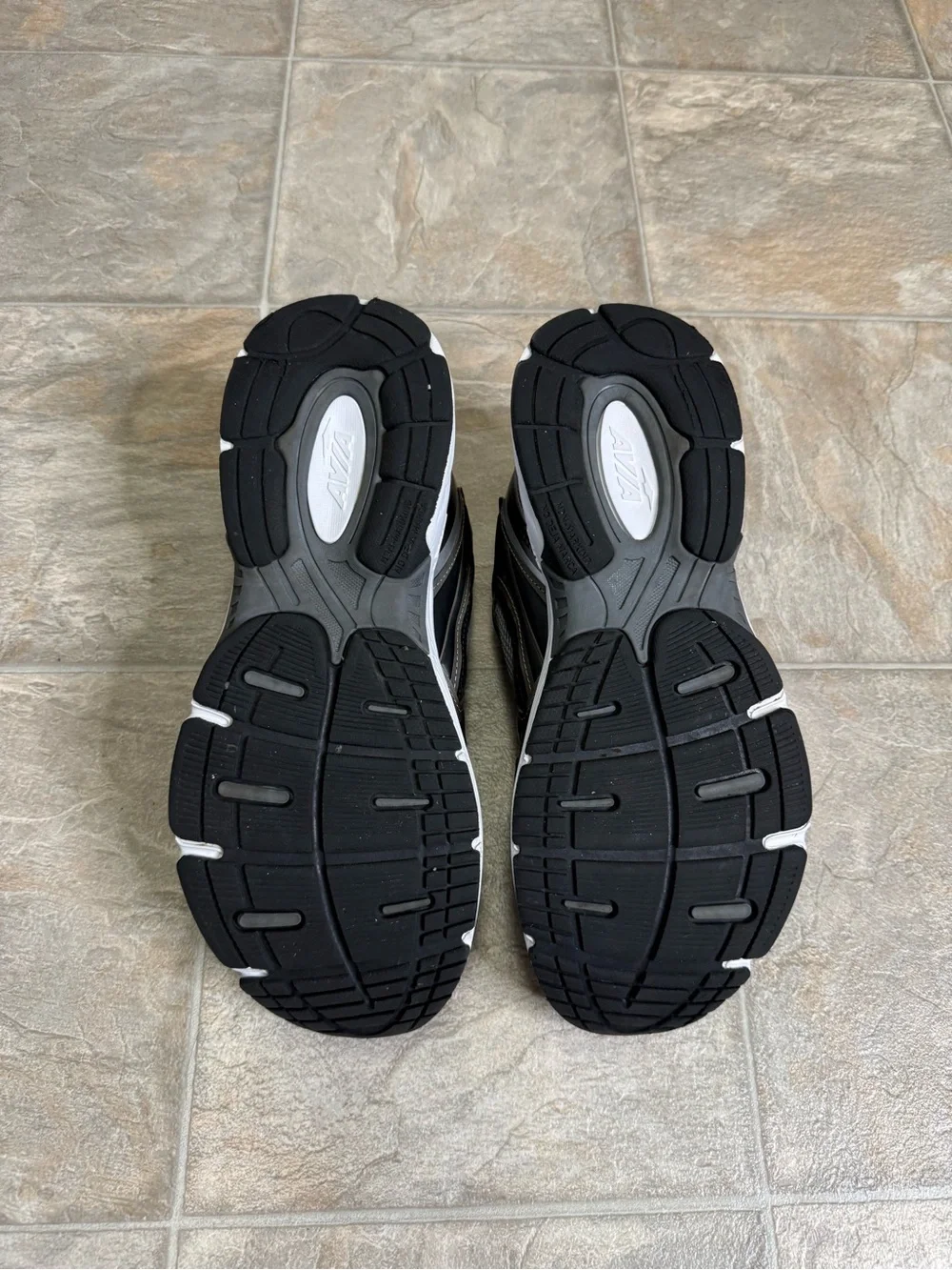 Avia 5000 Performance Sneaker Mens Shoe Size 8.5 Gray WMAV43GX002 NWT